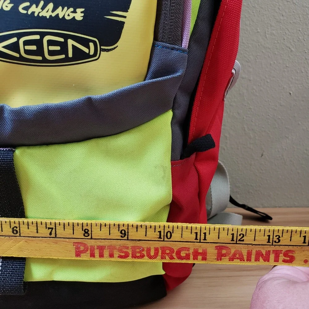 Keen Hiking Backpack 2020 Glenden Beach Launch Graphic Live Monumental Colorful